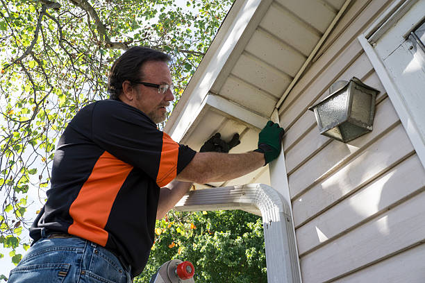 Best Siding Removal and Disposal  in Simmesport, LA